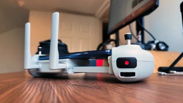 Mini 4K vs ATOM SE comparison