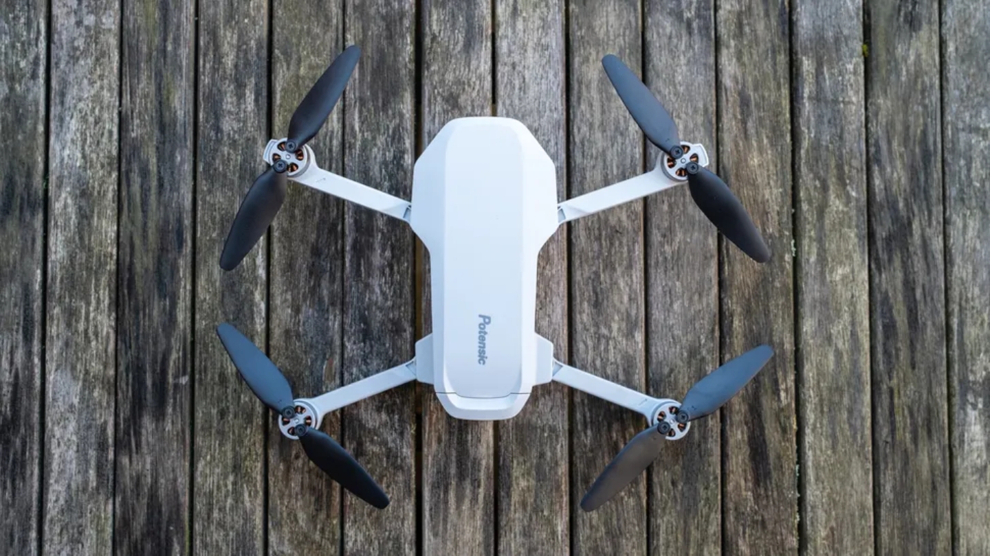 Potensic ATOM SE budget drone for travel photography