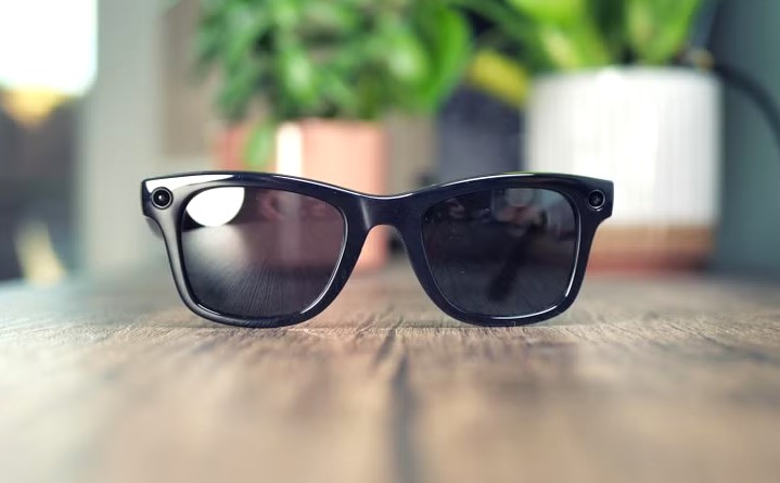Ray-Ban Meta Smart Glasses