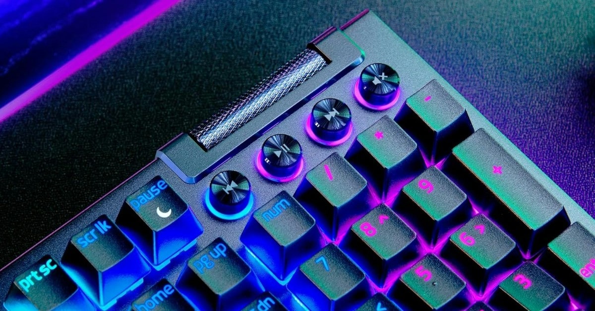 Razer BlackWidow V4 Pro Mechanical keyboard with RGB