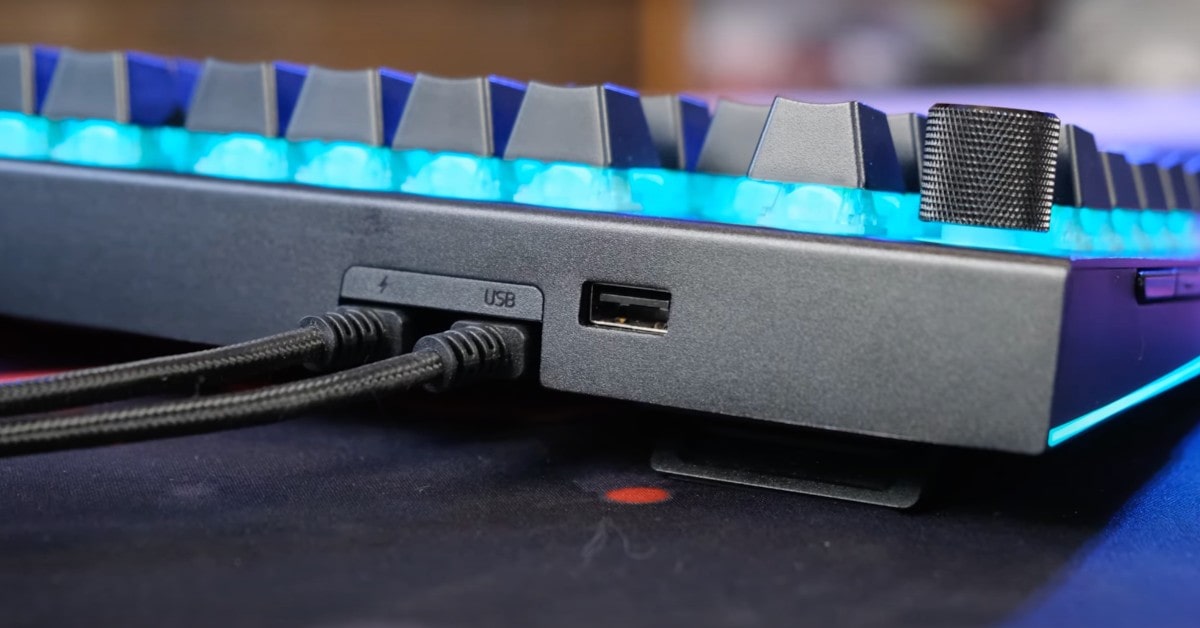 Razer BlackWidow V4 Pro Keyboard