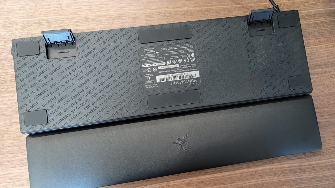 Razer Huntsman V2 pro gaming mechanical keyboard