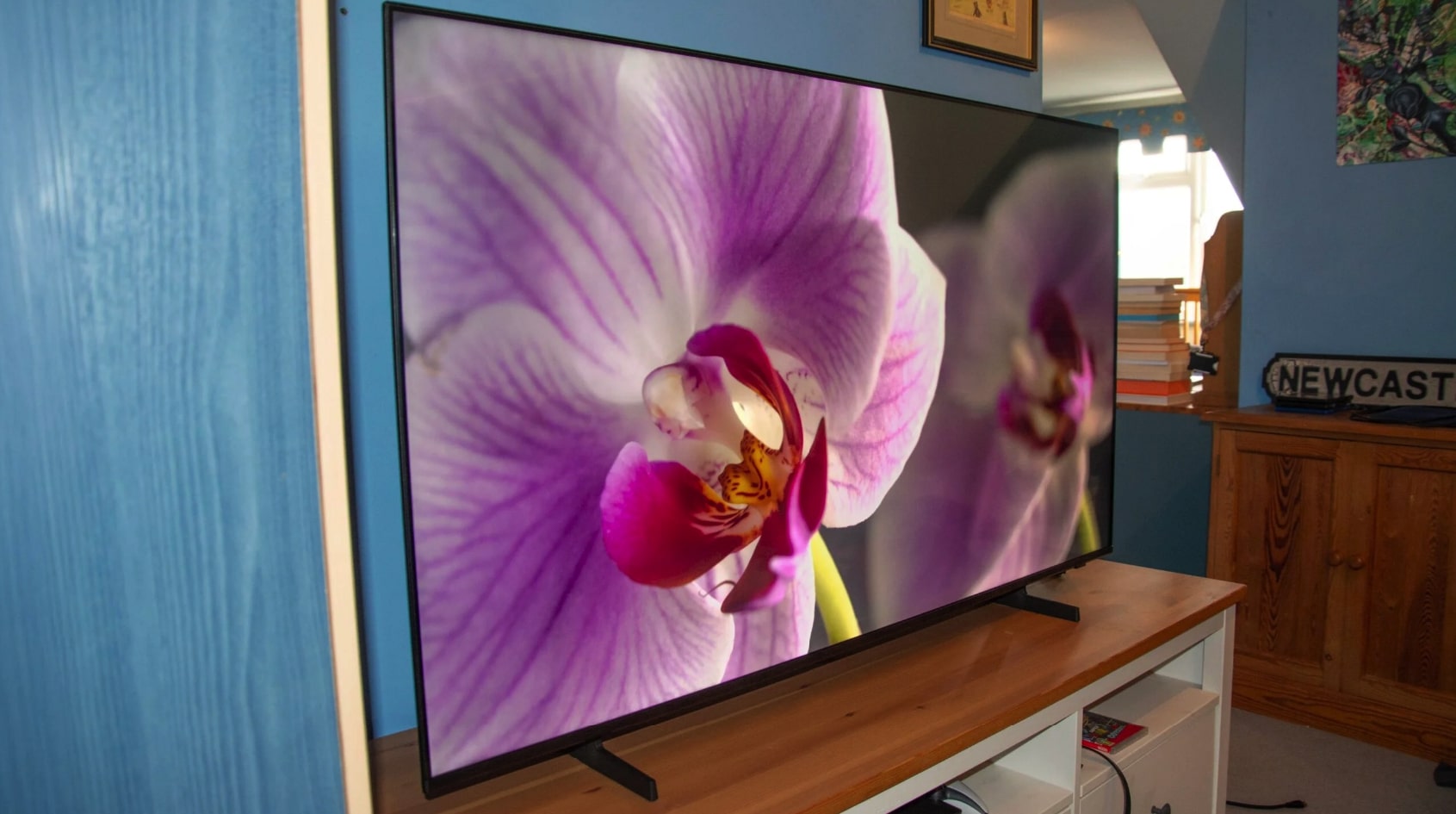 Samsung 55-Inch Crystal U8000F 4K TV under 500