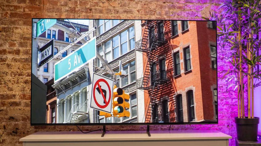 Samsung OLED S90D 55 inch TV for living room