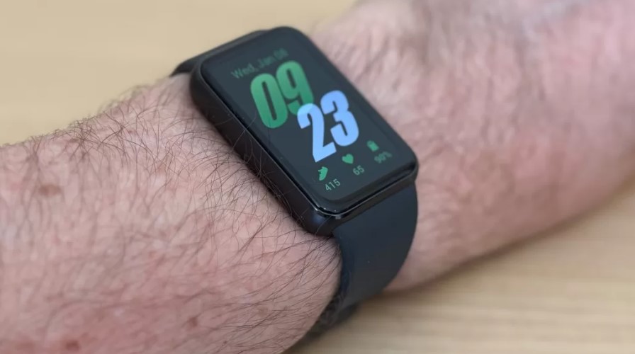 Galaxy Fit 3 versus Band 9