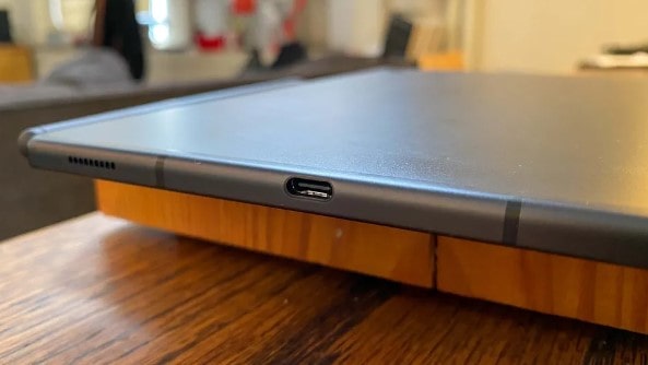 Samsung Galaxy Tab S6 Lite android tablet for reading