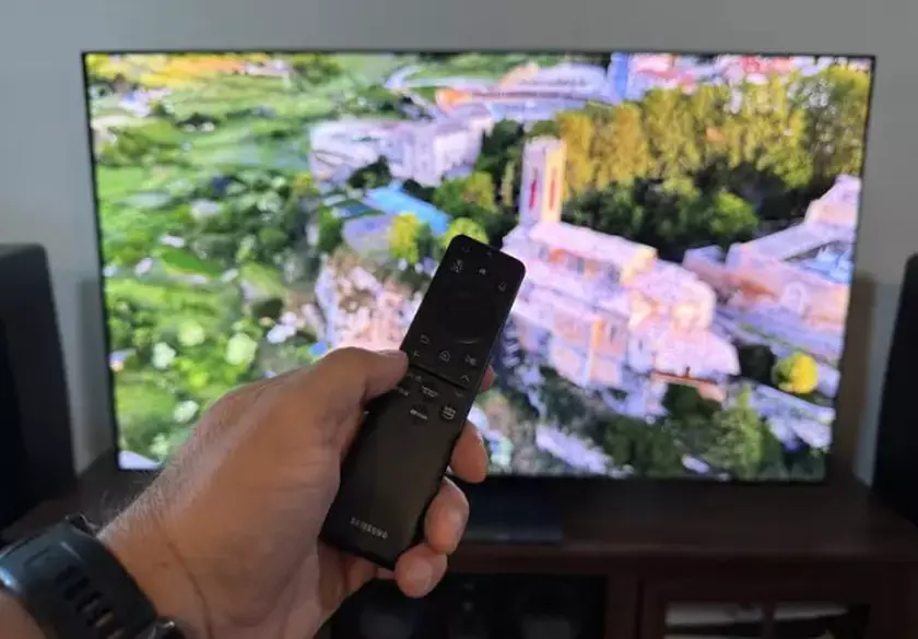 Samsung S90F OLED 4K TV for PC gaming