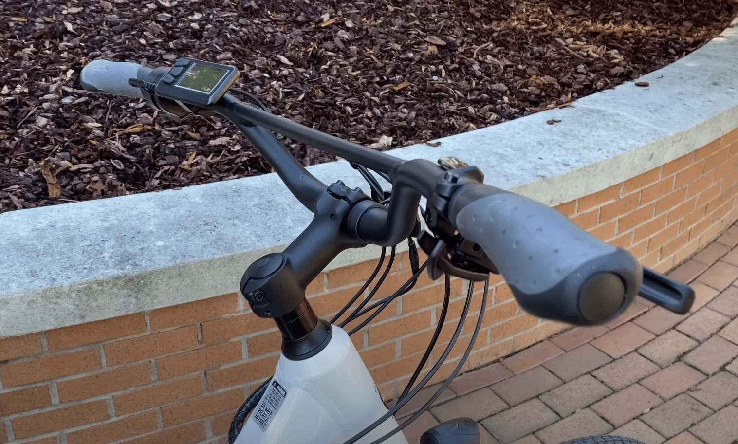 Schwinn Coston DX e bike