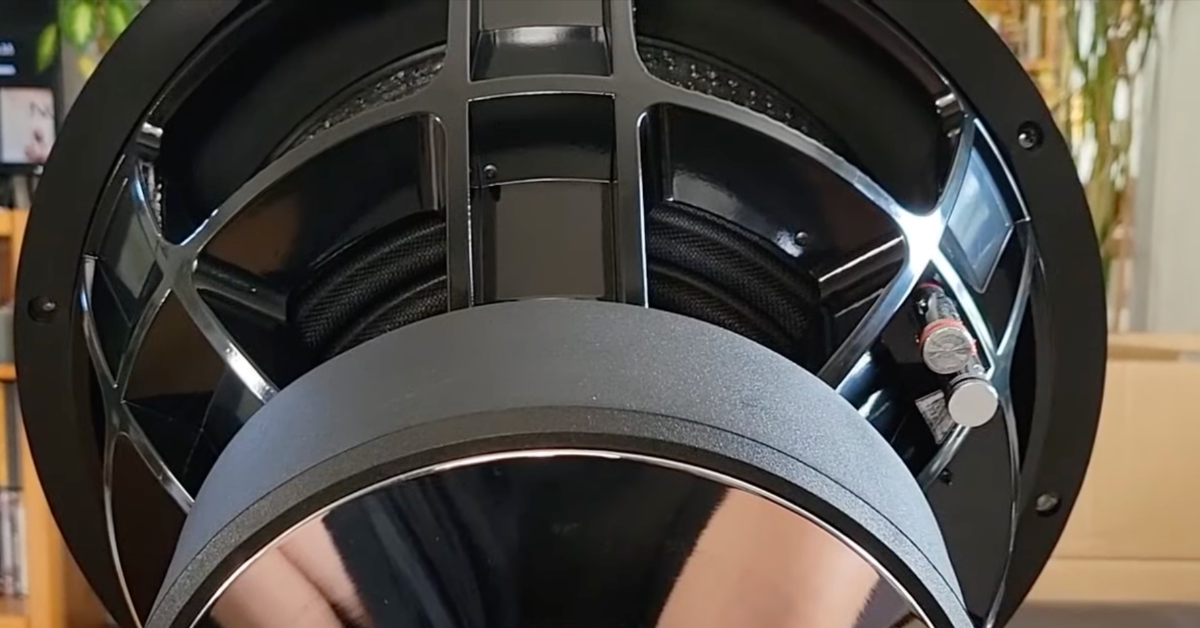 Skar Audio VXF-15 D4 15" Competition Subwoofer