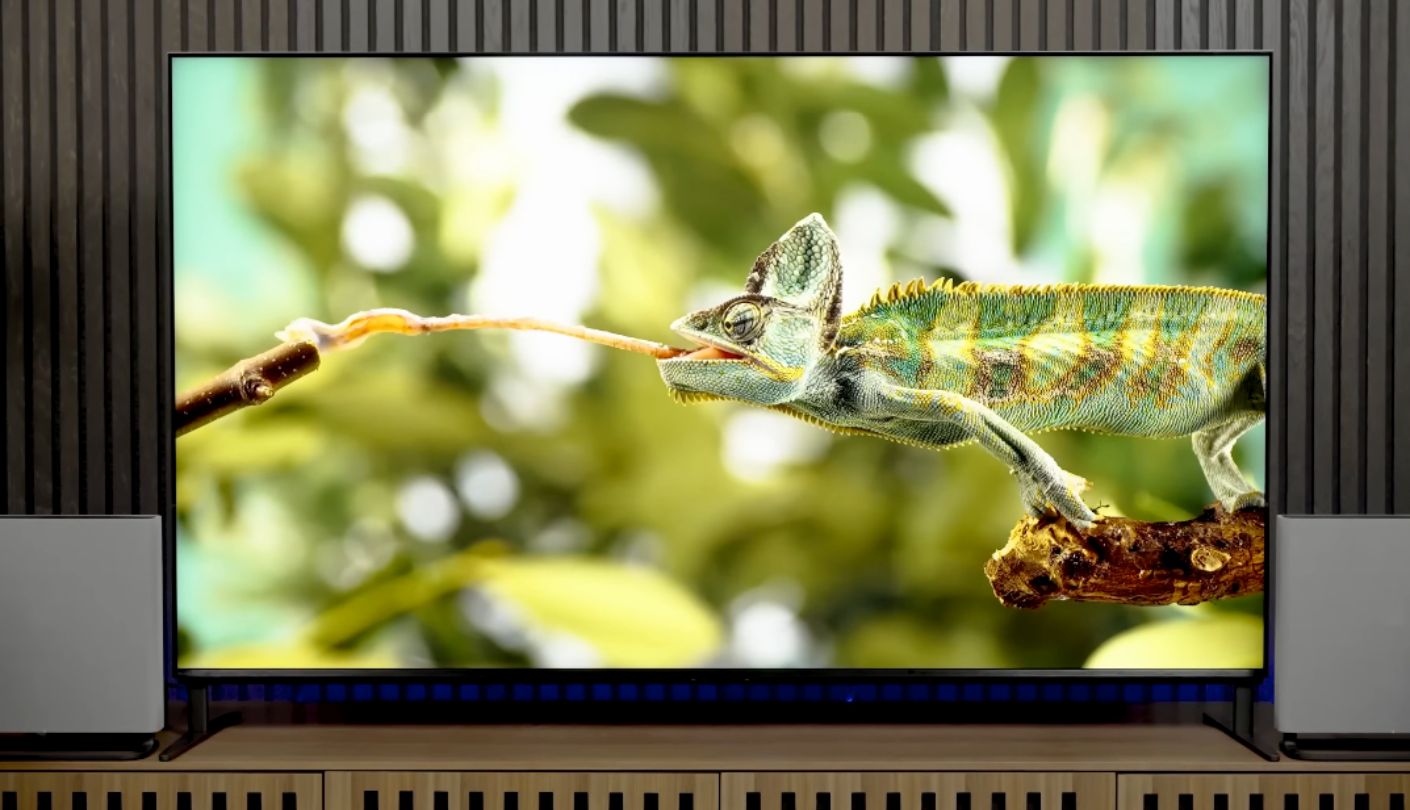 Sony BRAVIA 9 K-65XR90 TV for sports bar lighting