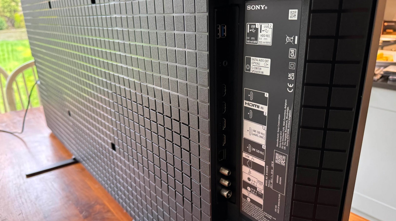 Sony BRAVIA 9 K65XR90 TV for sunny room