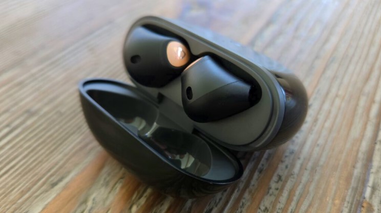 SoundPEATS Air3 Deluxe HS cheap wireless earbuds