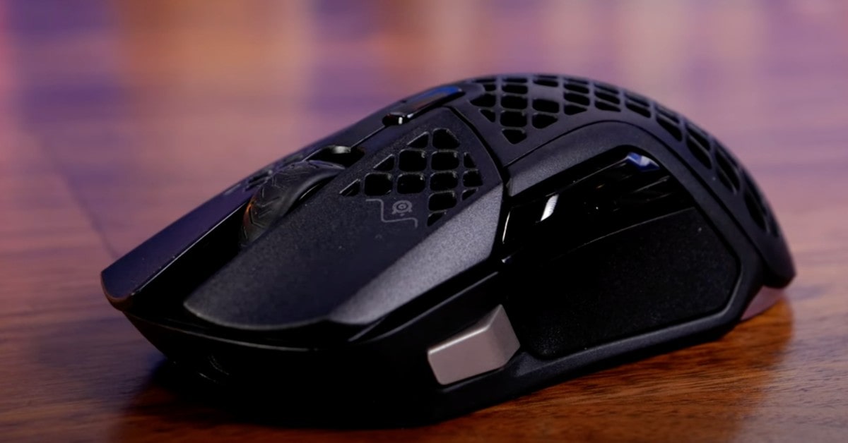 SteelSeries Aerox 5 wireless lightweight gaming mouse