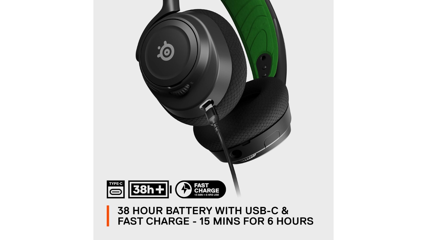 SteelSeries Arctis Nova 7X PS5 Xbox headset