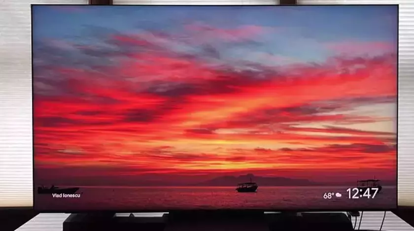 TCL QM8K 4K streaming television