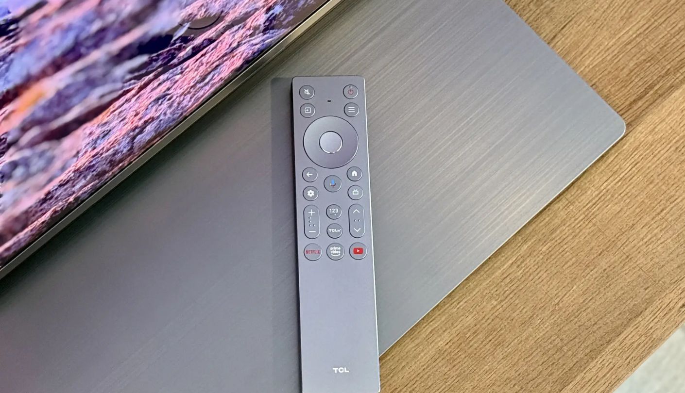 TCL QM8K 65QM8K high brightness TV for sports