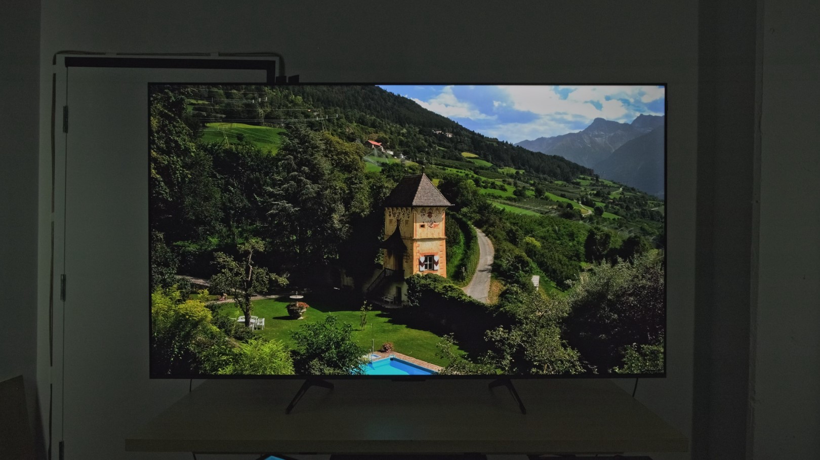 TCL Q651G 75 inch TV under 1000