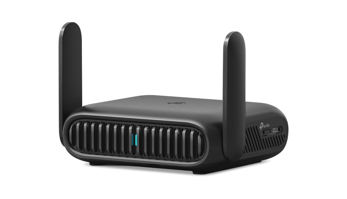 TP-Link Roam 7 (TL-WR3602BE) travel router for cruise ship