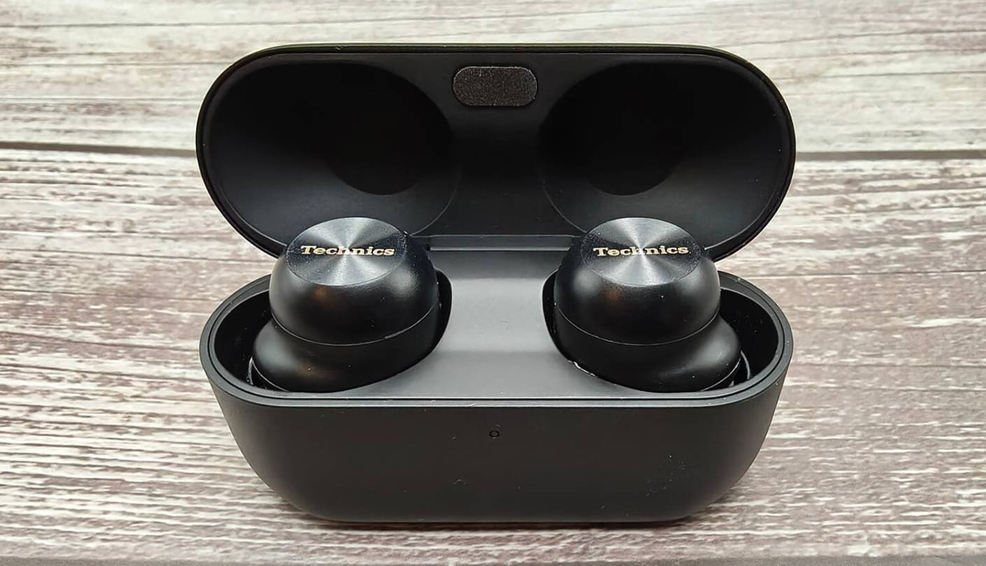 Technics EAH-AZ100 earbuds for phone calls