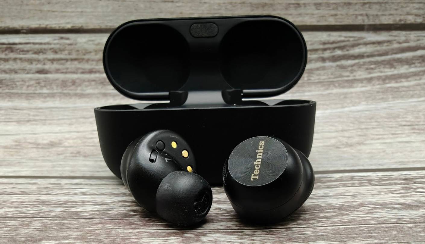 Technics EAH-AZ100 wireless earbuds for zoom meetings