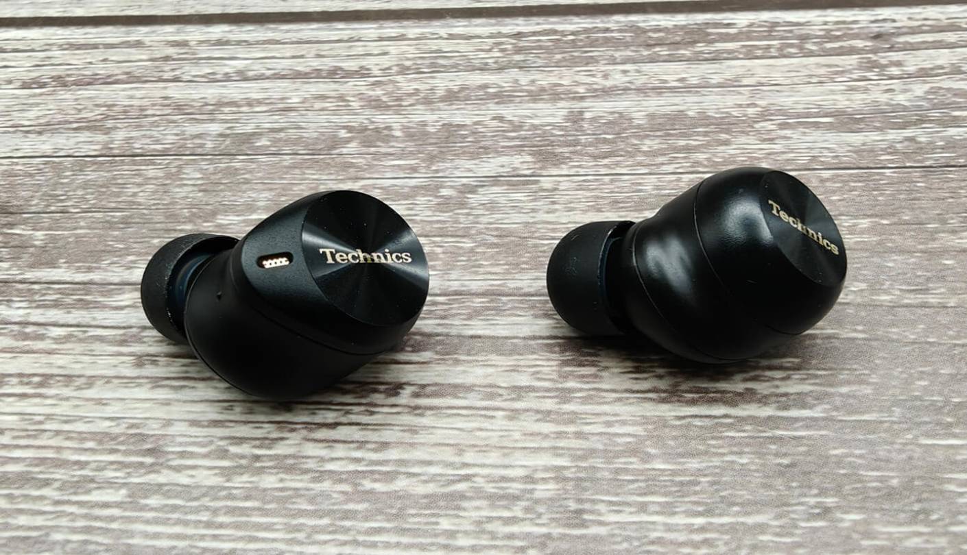 Technics EAH-AZ100 earbuds with microphone for work