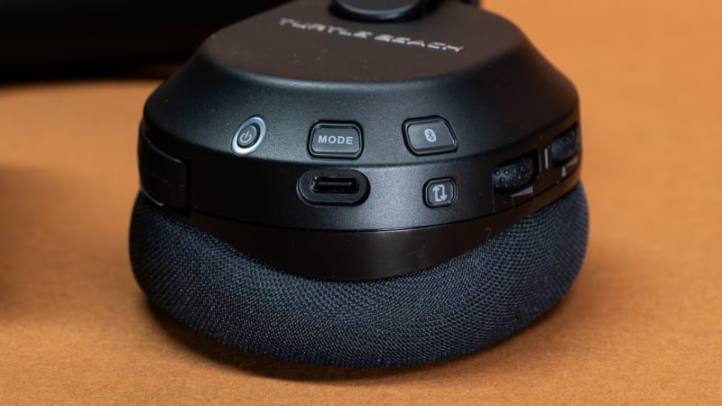 Turtle Beach Stealth 600 wireless gaming headset under $150