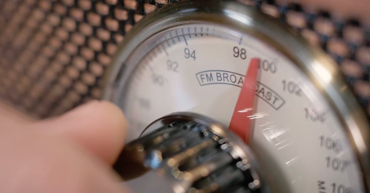 Victrola VRS-2800-WLN fm radio speaker