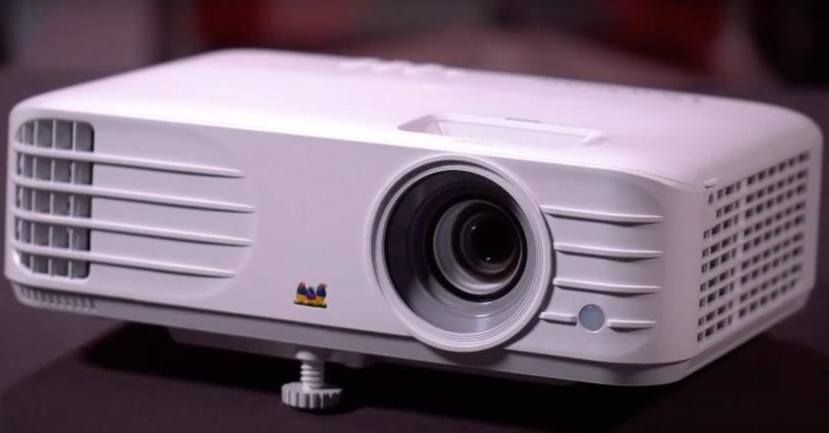 ViewSonic PX701HDH  best living room projector
