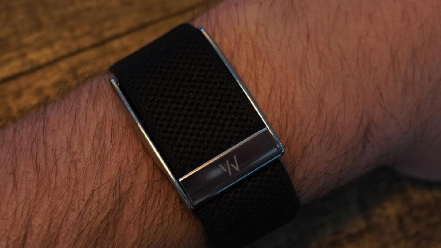 WHOOP 5.0 fitness tracker heart rate monitor running