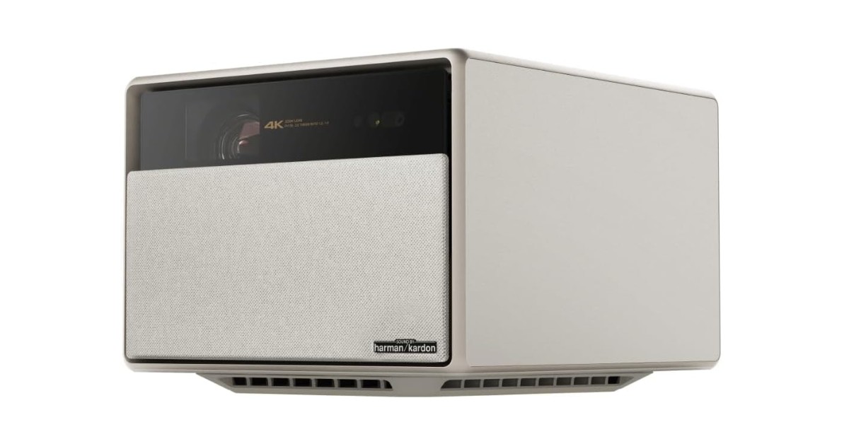 XGIMI HORIZON Ultra projector for home theatre
