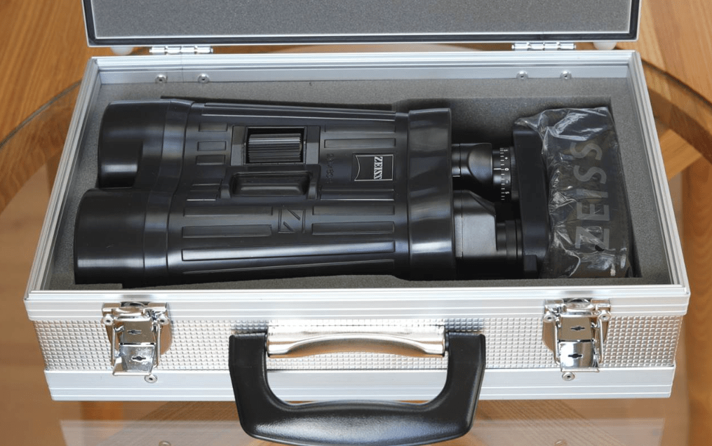 ZEISS 20x60 S Stabilized Binocular