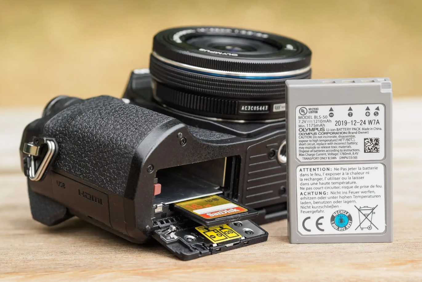 OM SYSTEM OM-D E-M10 Mark IV budget mirrorless camera