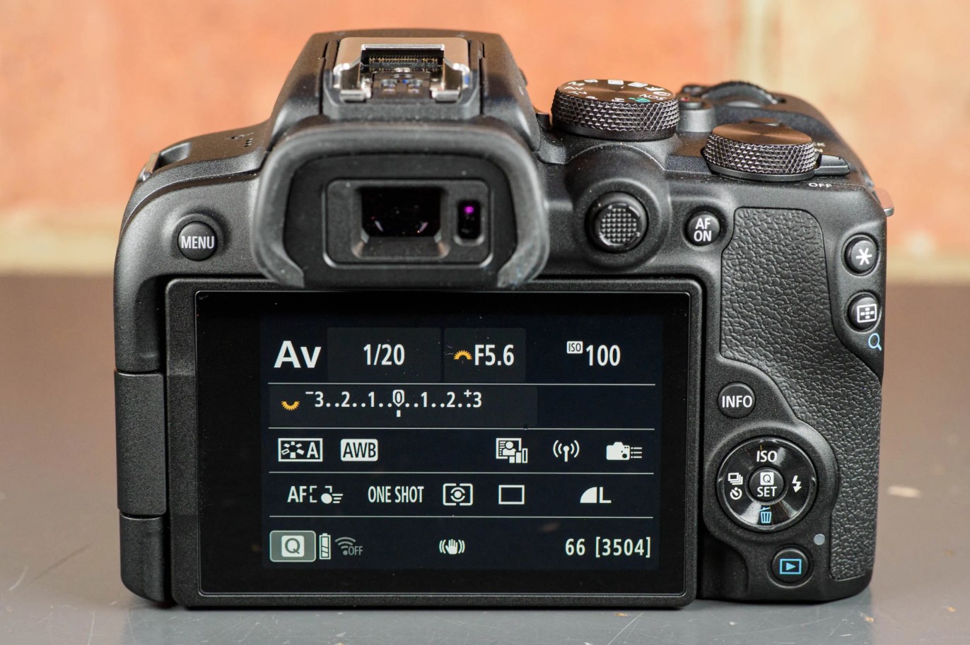 Canon EOS R10 cheap professional camera