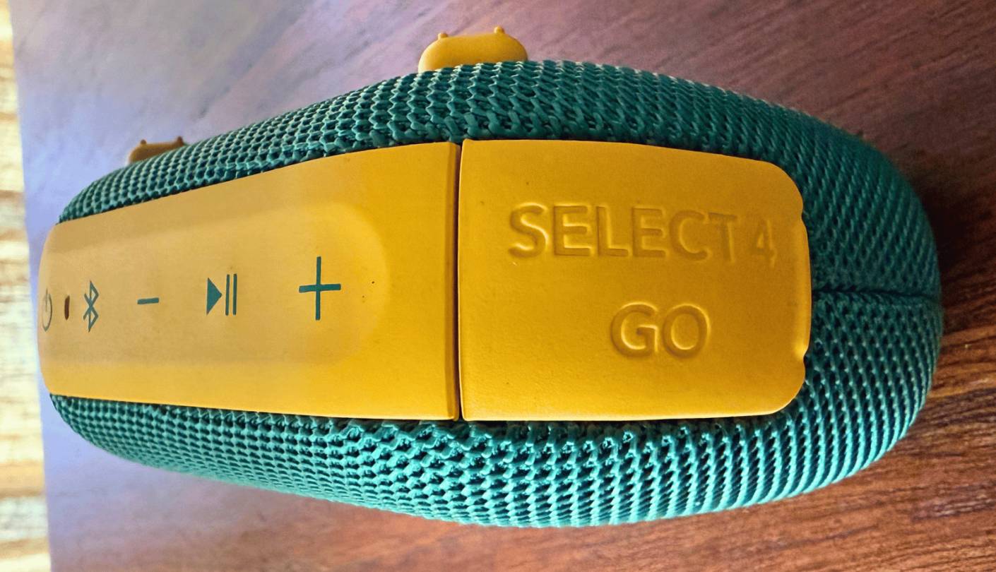 Soundcore Select 4 Go small bluetooth speaker good sound