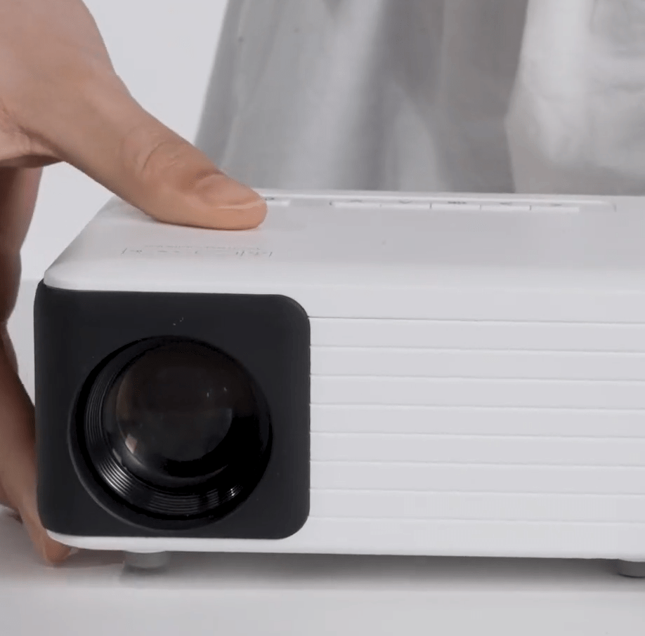 YOTON Y3 Mini Projector