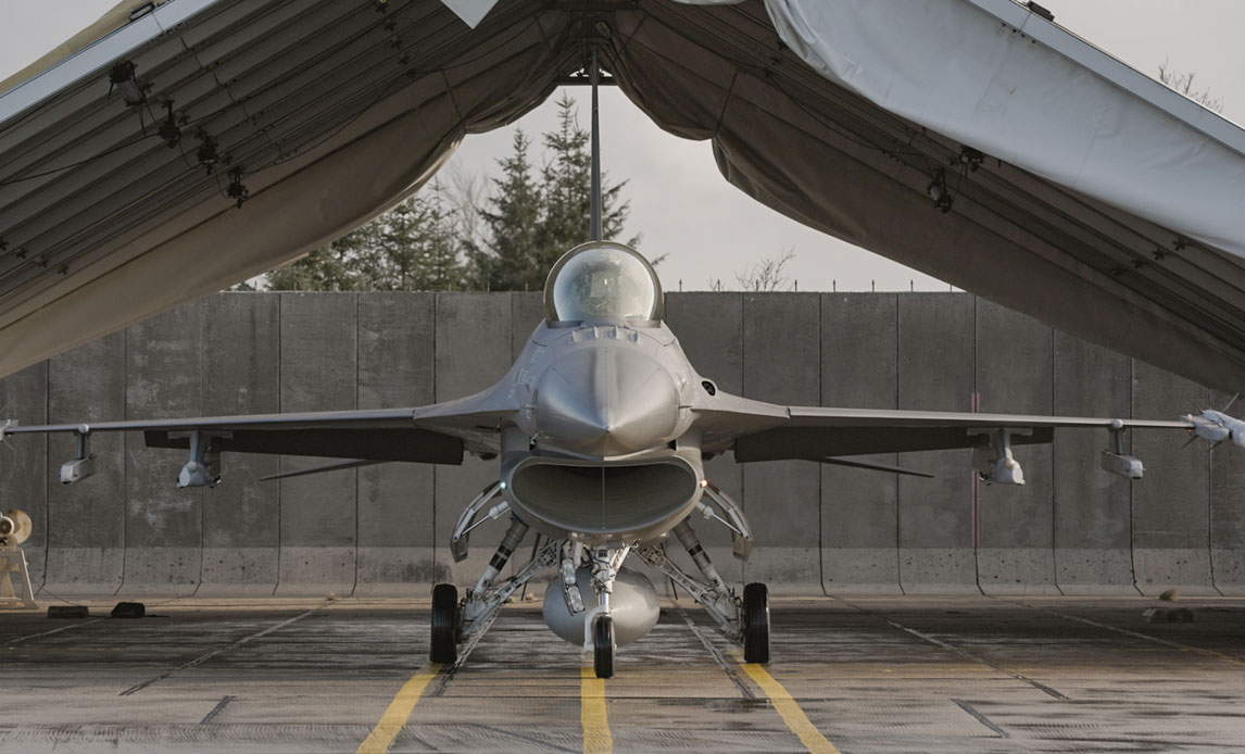 Danmark kunngjør den 18. militære bistandspakken til Ukraina: Luftvern, artilleri, granater, panservernminer og bidrag til fremtidig F-16-donasjon