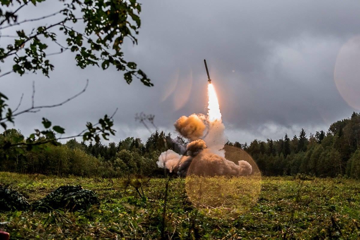 Plusieurs missiles tirés sur l'Ukraine, mais au moins trois ont atterri sur le territoire russe