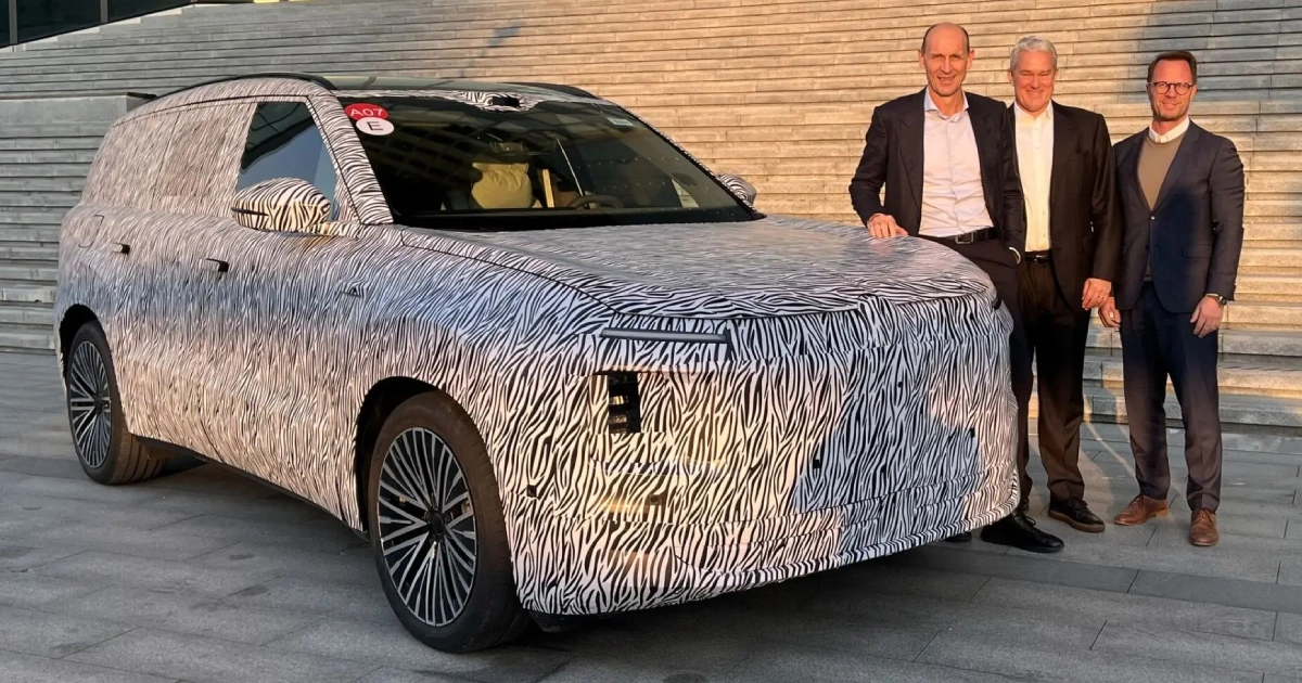 Volkswagen впервые показал замаскированный прототип ID. Era