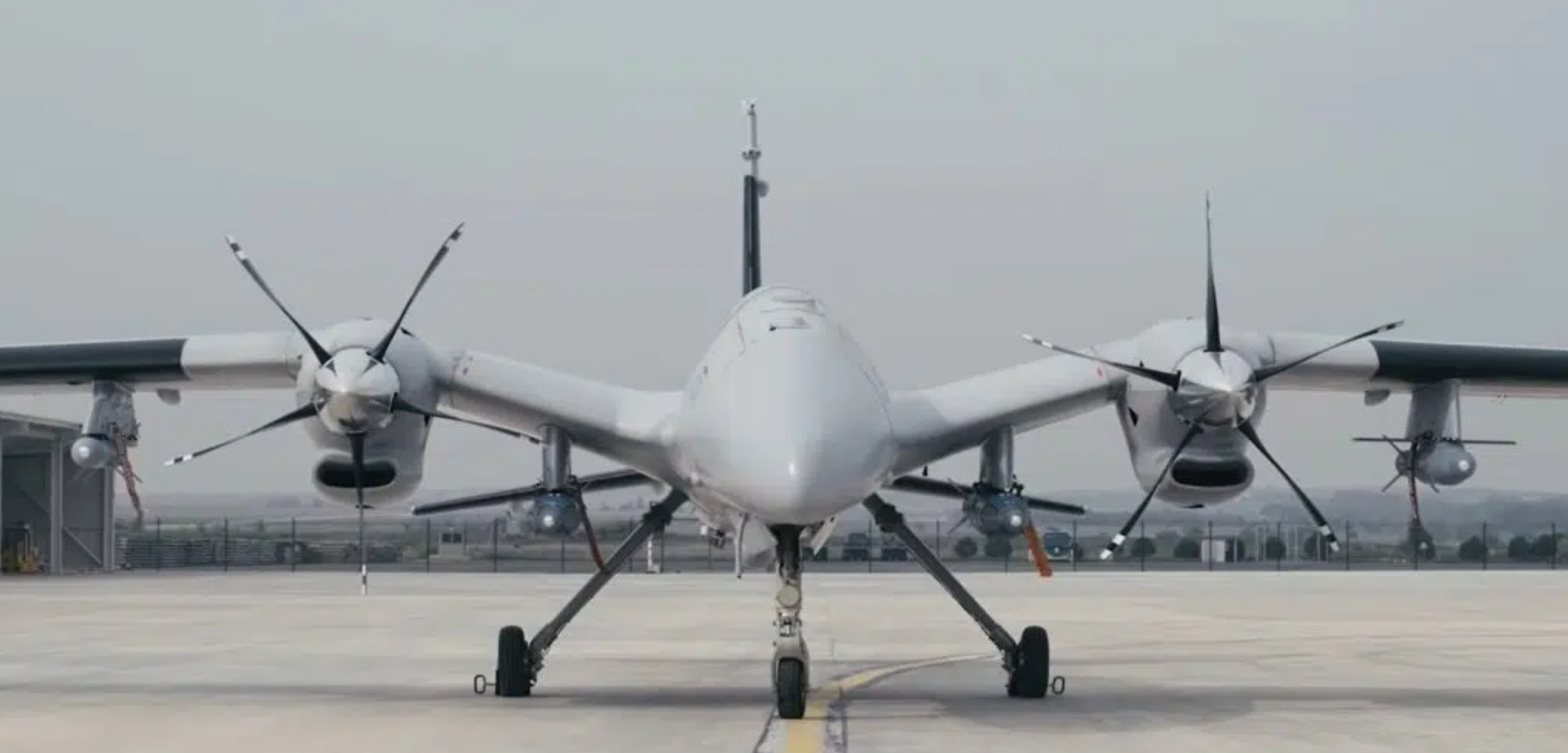 Baykar unveiled a fleet of Bayraktar Akinci strike drones with Ukrainian engines, ready for transfer to the Armed Forces