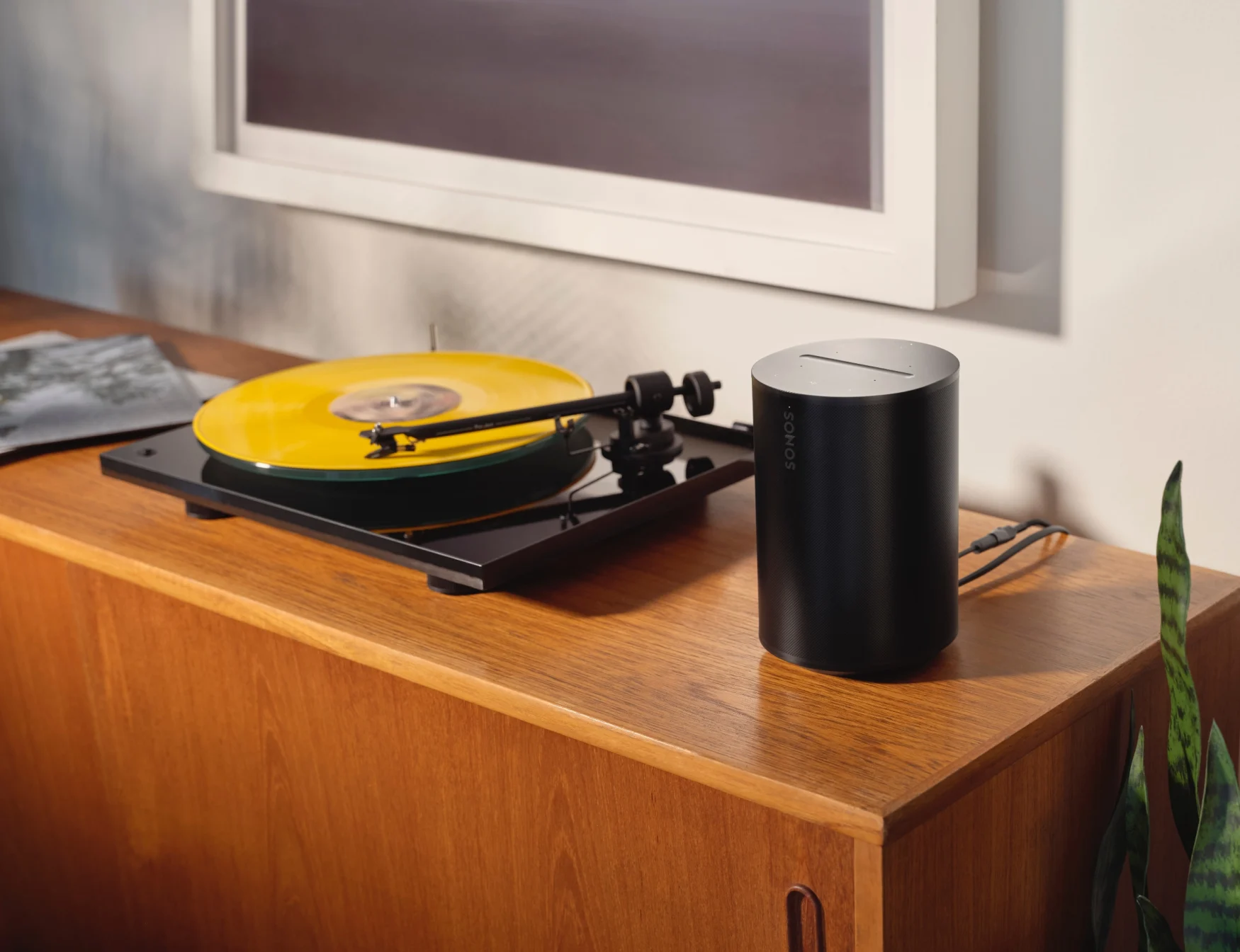 Sonos introduces Era premium speakers $249 compete with HomePod Google Nest | gagadget.com