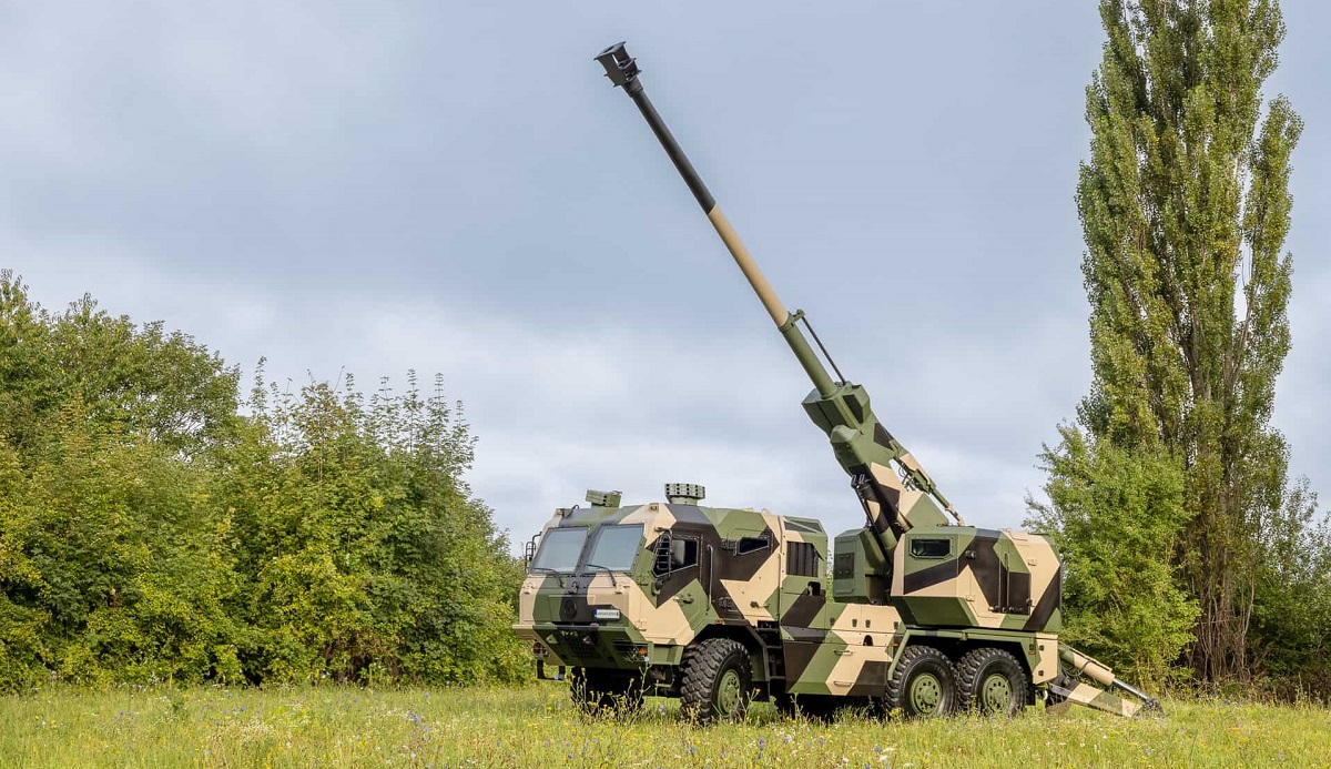 Slowakije heeft een zelfrijdende 155 mm BIA houwitser onthuld op een Tatra-chassis met een bereik tot 600 kilometer en een vuurbereik van meer dan 50 kilometer.