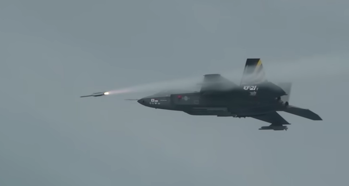 Korea's KF-21 fighter will use German IRIS-T aircraft missiles