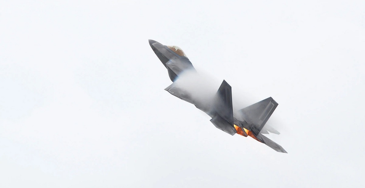De Amerikaanse luchtmacht en Pratt & Whitney hebben een upgrade van F119 motoren voor alle F-22 Raptor gevechtsvliegtuigen van de vijfde generatie ter waarde van $21 miljoen voltooid.