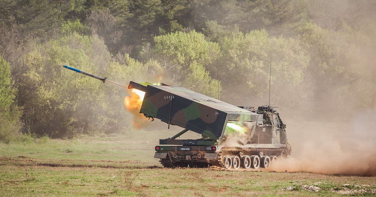 Украина получила системы залпового огня Lance-roquettes unitaire, которые могут использовать баллистические ракеты ATACMS с дальностью пуска 300 км