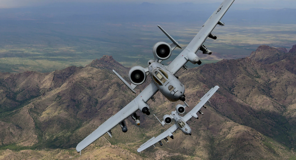 Nel 2024 l'aeronautica statunitense potrà mandare in pensione 42 leggendari A-10 Thunderbolt II e 57 caccia F-15C/D Eagle.