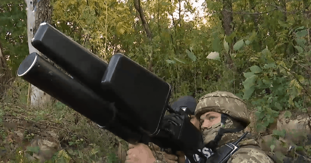 Сергей Притула передал украинским разведчикам винтовки для уничтожения вражеских дронов