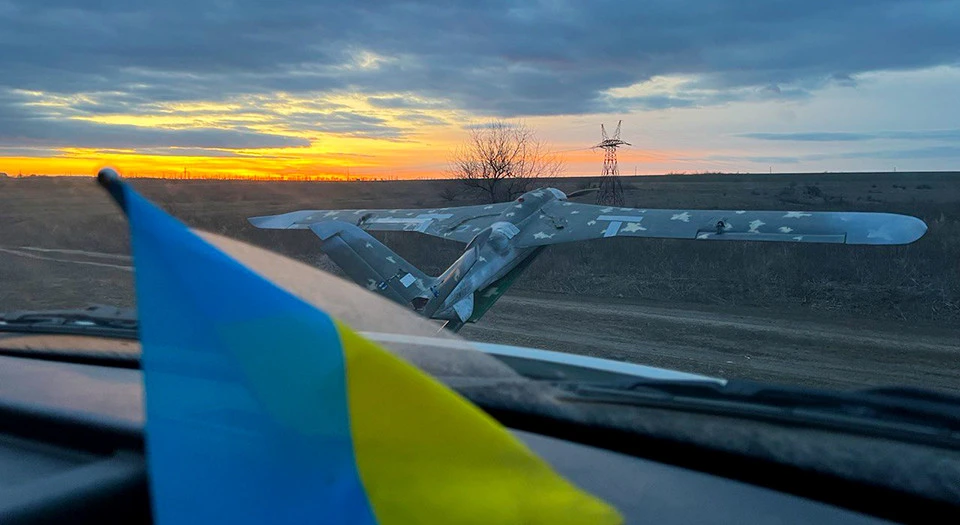В Україні створено розвідувально-ударний безпілотник Backfire вартістю менше ніж $30 000, який може нести два касетні боєприпаси та не боїться радіоелектронної боротьби