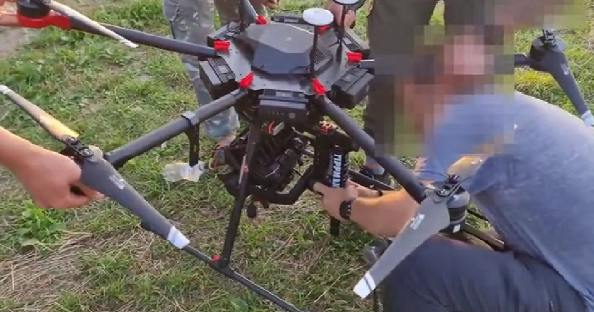 Ukrainian volunteers equipped a hexacopter with a machine gun to fight against Iranian kamikaze drones Shahed-136