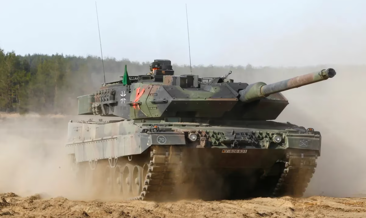 Канада может отправить в Украину танки Leopard 2, но при одном условии