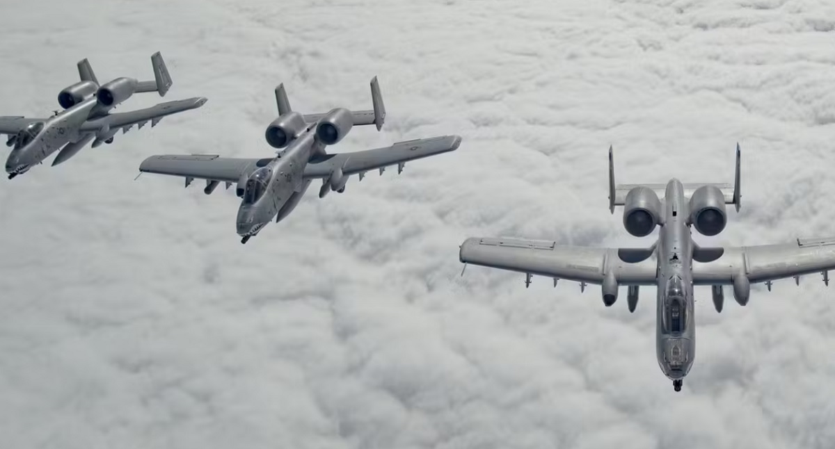 US A-10 Thunderbolt II attack aircraft arrive in the UK for Defender 23 exercise